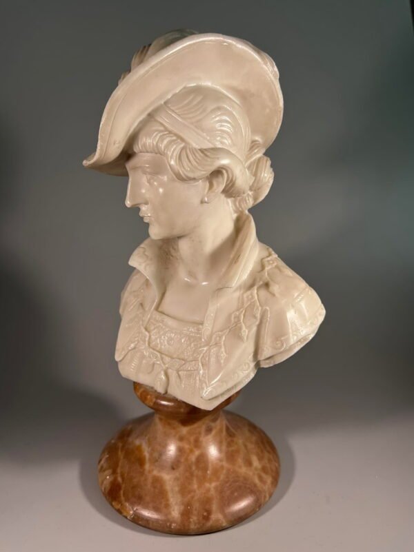 Biustas Moteris su skrybėle, Arnaldo Giannelli. Italija. Kaina 93