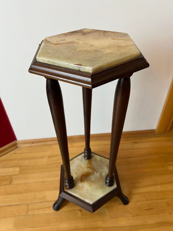 Staliukas, stovelis, kolona onikso. Onikso akmuo, medis. Kaina 168