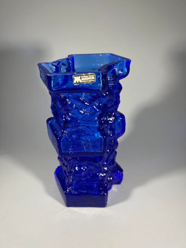 Vaza, vazelė MAGNOR, rankų darbo krištolas. Crafted in Norway. Kaina 58