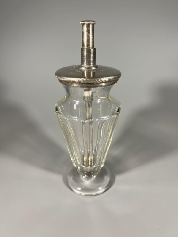 Cukrinė su dozatoriumi antikvarinė A. Köhler & Cie Wien, gesetzlich, geschützt. 1880-1914 m. Kaina 128