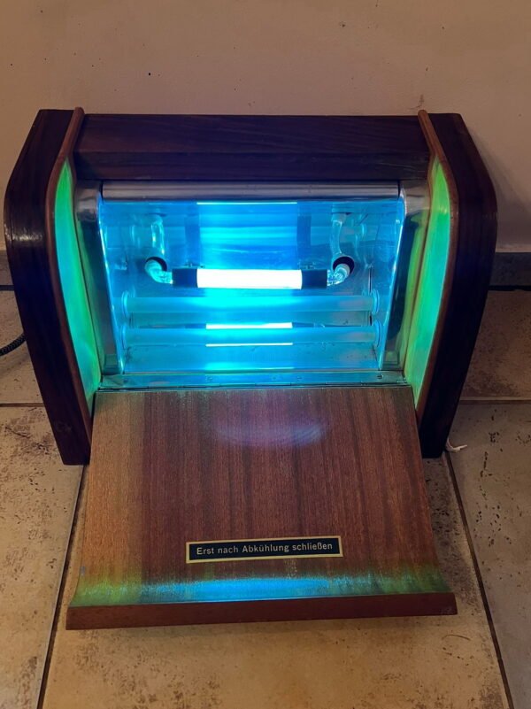 Kvarcinė lempa antikvarinė Thelta-Sonne Q11. Vokietija. 1950-1960 m. Veikianti. Kaina 87