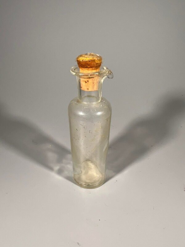 Buteliukas vaistinės, vaistų antikvarinis su ąsele Kaina 8