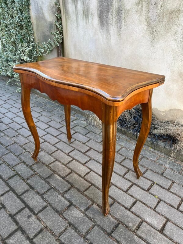 Stalas konsolė, žaidimų, lošimų staliukas išskleidžiamas, antikvarinis. Tvirtas. Kaina 208