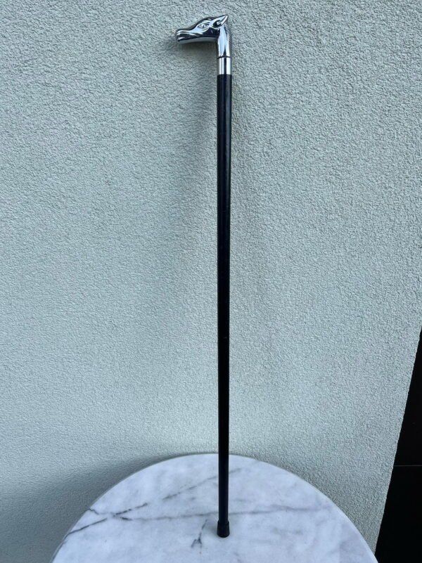 Lazda, lazdelė metaline rankena. Tvirta. Kaina 63