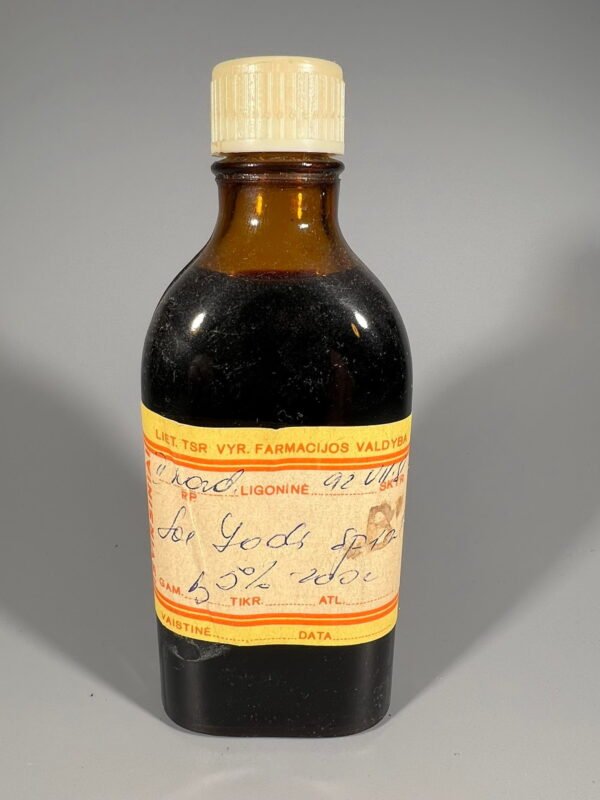 Vaistų buteliukas antikvarinis Jodo tirpalas. Nenaudota. Aukštis 15 cm. Kaina 13