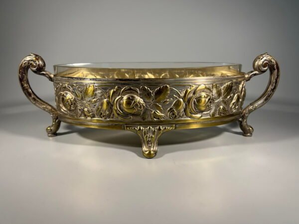 Vaza centrinė, antikvarinė, sidabruota, Antique Art-Nouveau Centerpiece. Jardiniere. N.S. Kaina 63