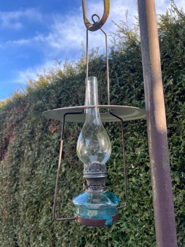 Žibalinė pakabinama lempa, antikvarinė. Kaina 48