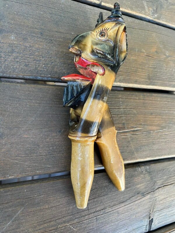 Gliaudyklė medinė, drožinėta, liaudiška Velnias. Veikianti. Kaina 27