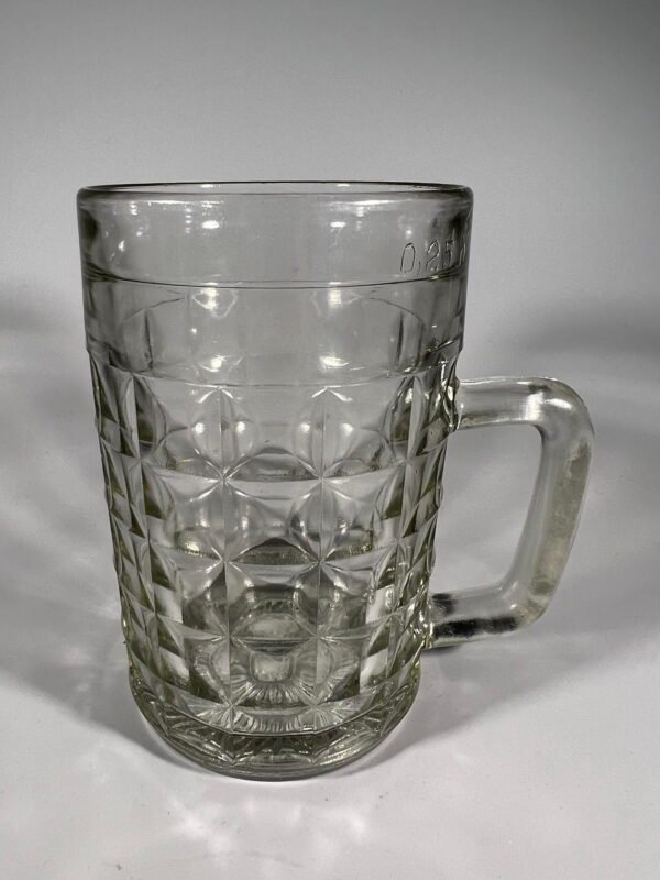 Bokalas alui, girai tarybinis, sovietinis, tarybinių laikų. 0,25 l. Kaina 18