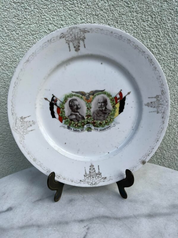 Lėkštė porcelianinė I Pasaulinio karo laikų (I PK), kariška, antikvarinė, Wir halten fest und treu zusammen! 1914 m. Kaina 73