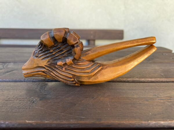 Gliaudyklė medinė, drožinėta, liaudiška Baronas. Veikianti. Kaina 32