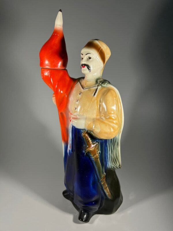 Statulėlė, grafinas Kazokas porcelianinis, sovietinis, tarybinių laikų fabrikas Polonne. 1954 - 1973 m. Kaina 63