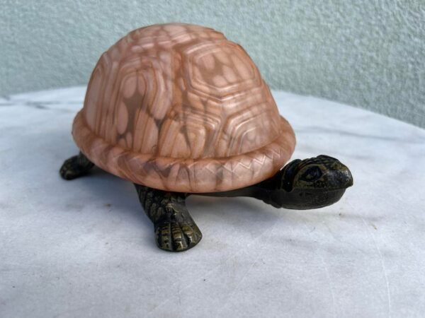 Šviestuvas stalinis, naktinė lempa Vėžlys. Bronza, stiklas. Veikiantis. Kaina 78