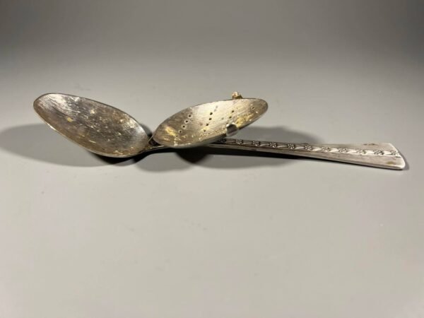 Šaukstelis arbatžolėms sidabrinis, tarybinis, 916 prabos, Svoris 38 g. Kaina 96