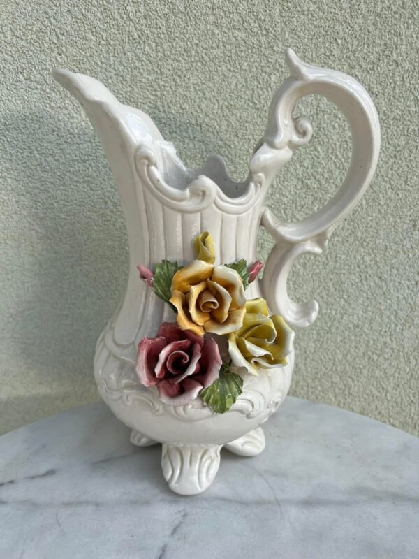 Ąsotis, vaza Bassano Italy porcelianinis, vintažinis. Talpa apie 3 l. Kaina 63