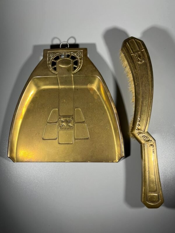 Trupinių šluotelė ir samtelis Art Nouveau, Jugendstil stiliaus, antikvariniai. Kaina 58