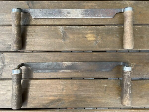 Nužievintojas (striūgas, lankena) antikvarinis, kalviškas. Nenaudotas. LIKO TIK APATINIS. Kaina po 33