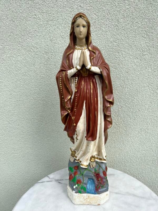 Statula, statulėlė Šv. Marija, antikvarinė, tarpukario laikų. Gipsinė, tapyta. Aukštis 68, cm. Kaina 258