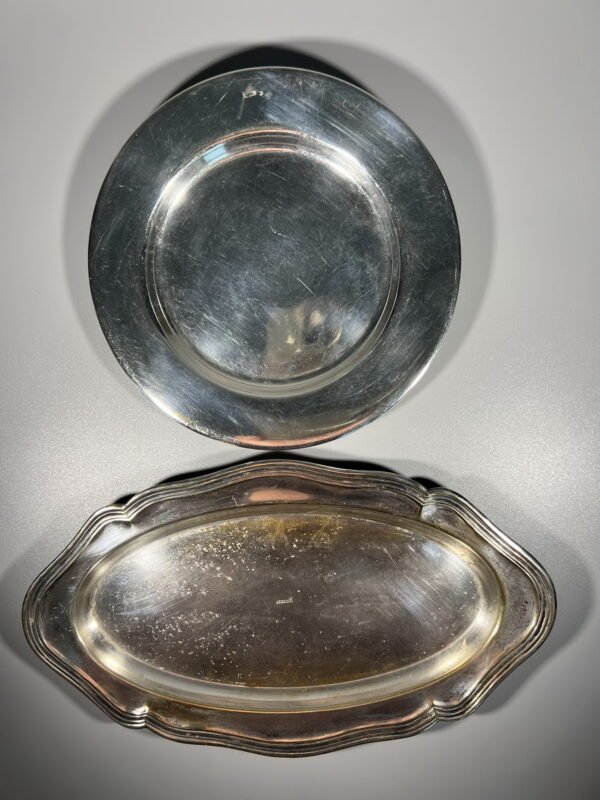 Lėkštutė ovali sidabruota, antikvarinė. LIKO TIK OVALI, apatinė. Kaina 6