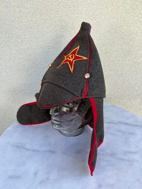 Budionovka, raudonarmiečio kepurė sovietinė. Kaina 68