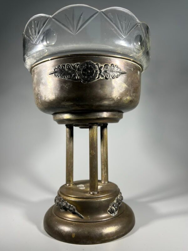 Indas su stiklu, sausaininė, saldaininė antikvarinė, Secesijos stiliaus. Kaina 58