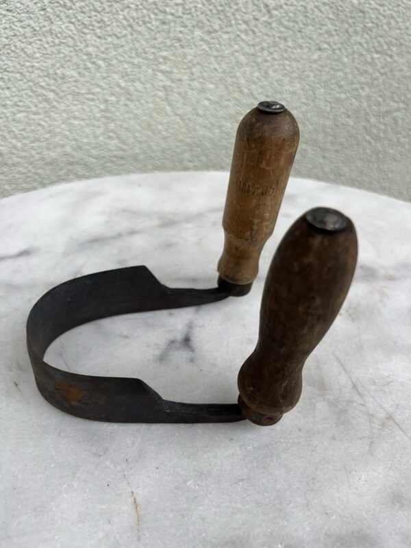 Nužievintojas lenktas (striūgas, lankena) antikvarinis. Kaina 33