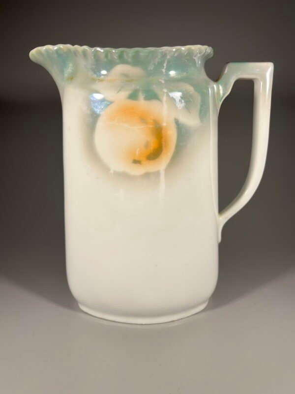 Ąsotėlis porcelianinis, plono porceliano, antikvarinis, tarpukario laikų. Victoria. Czechoslovakia. Kaina 18