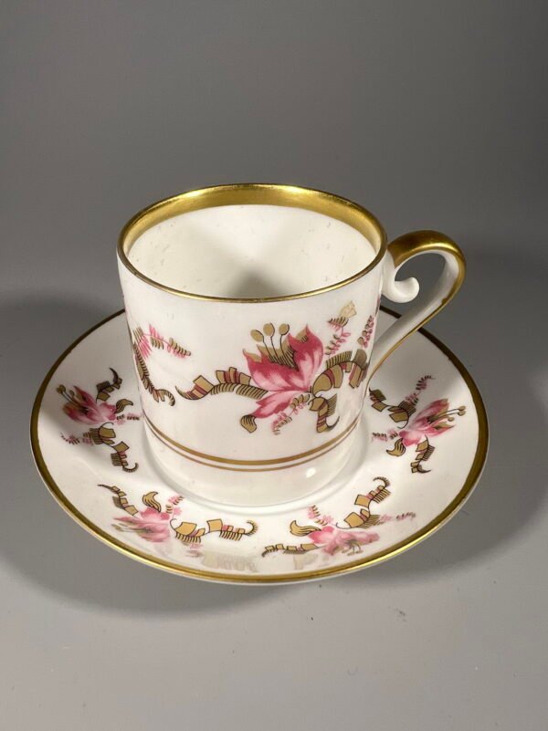 Puodelis su lėkštute porcelianiniai Hackefors Porslin Sweden, espresso. Talpa 70 ml. Kaina 8