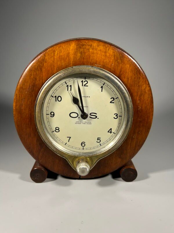 Laikrodis 8 dienų, prietaisų skydelio ATELIERS SEIGNOL PARIS, NEUILLY SUR SEINE. 1920-ųjų BUGATTI. Veikiantis. Kaina 228