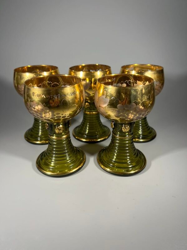 Taurės vynui, vyno taurės vintažinės, vokiškos. Talpa 140 ml. 5 vnt. Kaina po 13