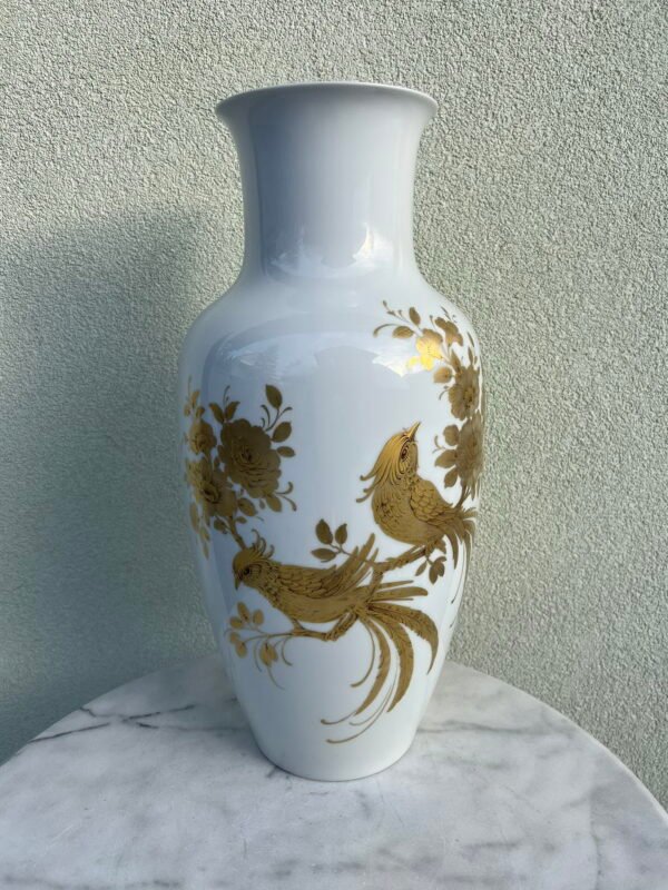 Vaza porcelianinė, didelė, vintažinė KAISER GERMANY, MELODIE DESIGN K. NOSSEK. 1970 m. Aukštis 58 cm. Kaina 228