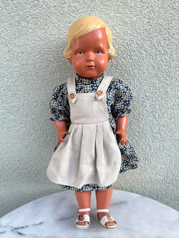 Lėlė celiulioidinė, antikvarinė, Schoberl & Becker, gaminta 1923-1960 m. Vokietijoje. 1946 m. Kaina 138