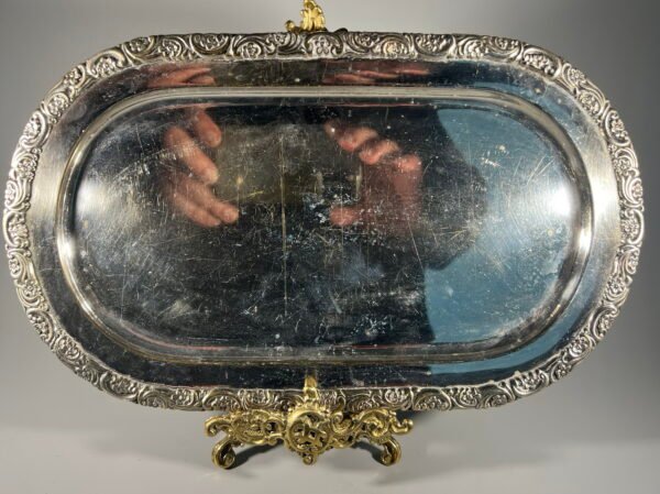 Lėkštė, padėklas ovali, metalinė, sidabruota, antikvarinė, ovalo formos. Kaina 16