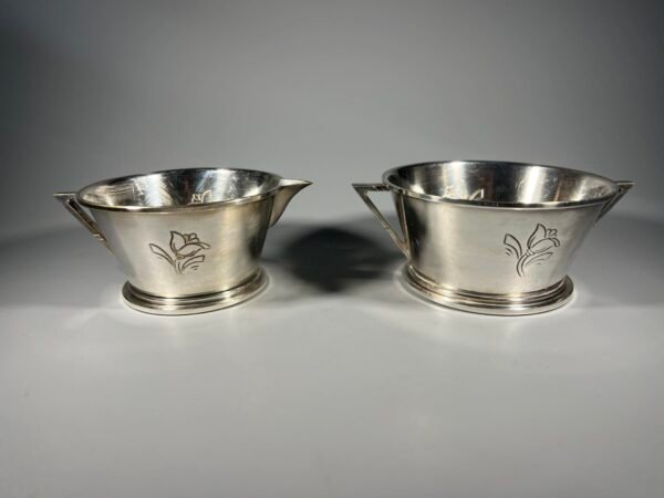 Indai antikvariniai, sidabruoti pienui, grietinėlei, cukrui. 2 vnt. Kaina po 16