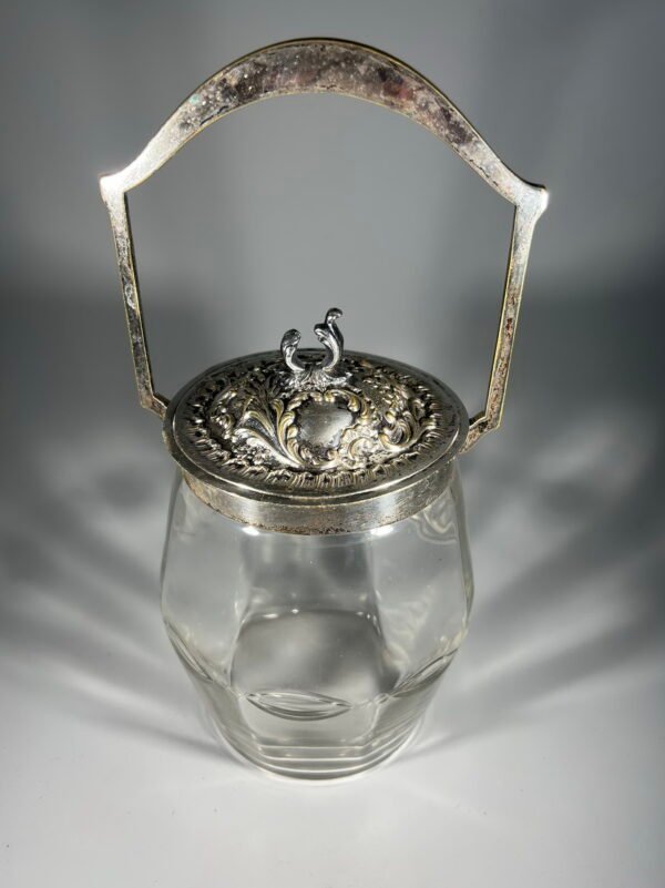 Indas sausainiams, sausaininė antikvarinė, sidabruota WMF. Kaina 68