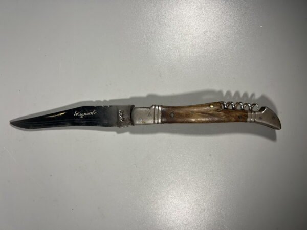 Peilis Laguiole kišeninis, atlenkiamas, medine rankena, antikvarinis, prancūziškas. Kaina 38