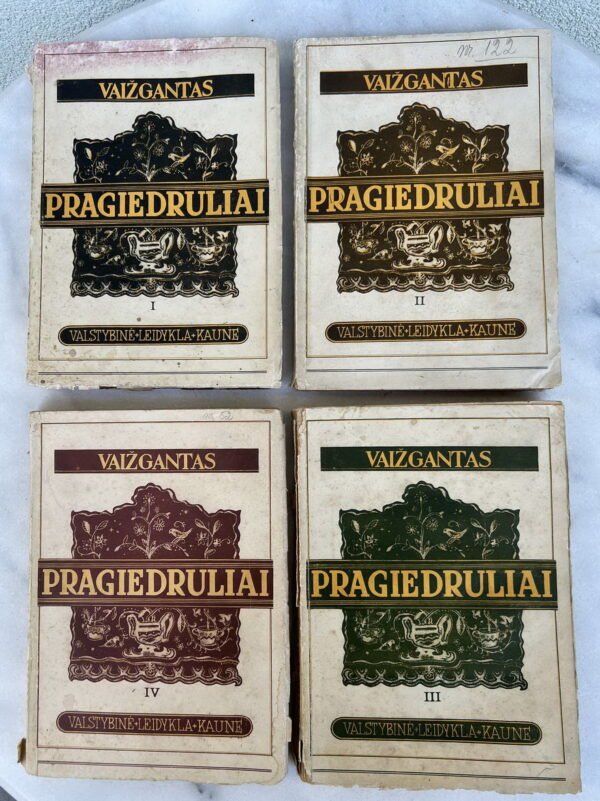 Knyga Pragiedruliai. Visi 4 tomai. Vaižgantas. 1942 m. Kaina 38 už visus.