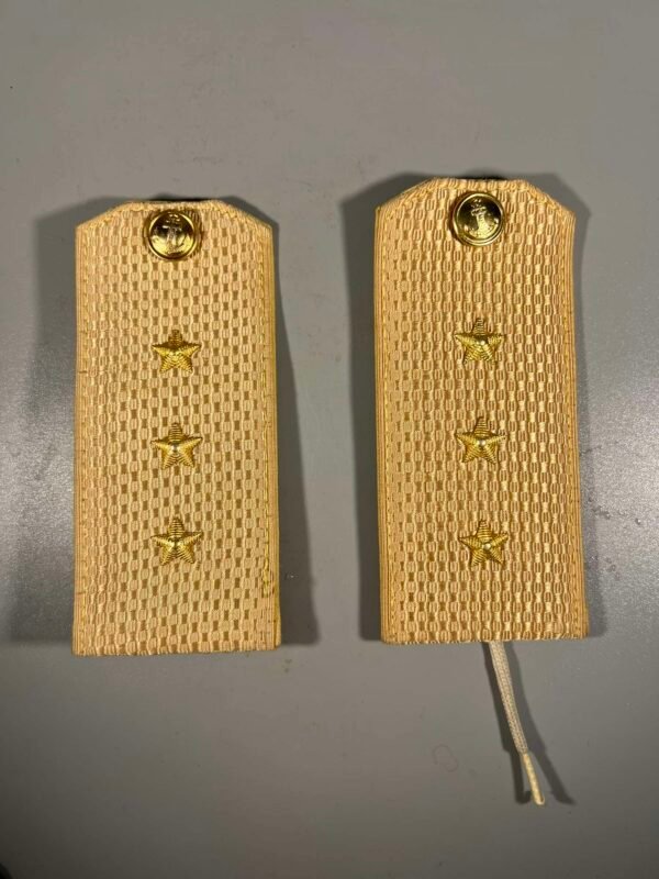 Antpečiai, antsiuvai, pagonai kariški sovietiniai, tarybinių laikų. Jūrų laivynas. Kaina 18