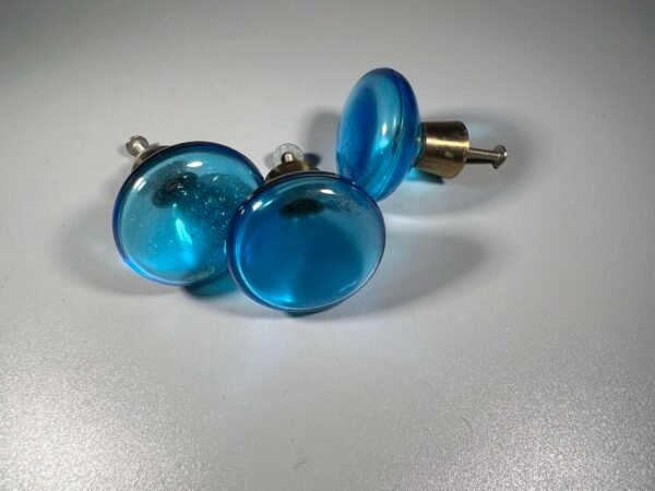 Rankenėlės stiklinės, vintažinės, antikvarinės. 3 vnt. Kaina po 12