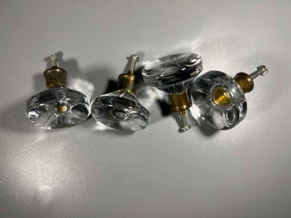 Rankenėlės stiklinės, vintažinės, antikvarinės. 4 vnt. Kaina po 12