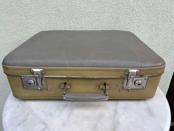 Lagaminas, čemodanas sovietinis, tarybinių laikų, vintažinis, apie 1970 m. Kaina 22