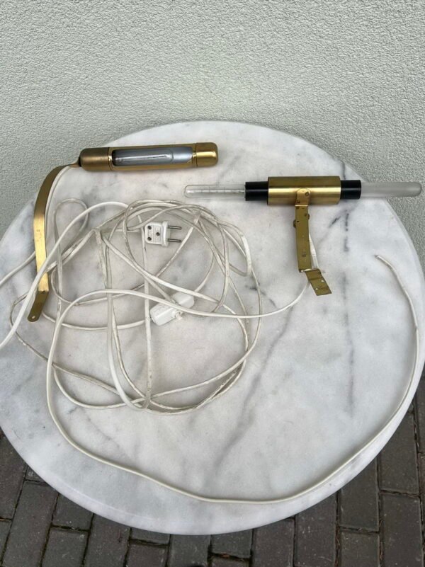 Lempa, lempos paveikslų apšvietimui. 2 vnt. Kaina 23 už abi.