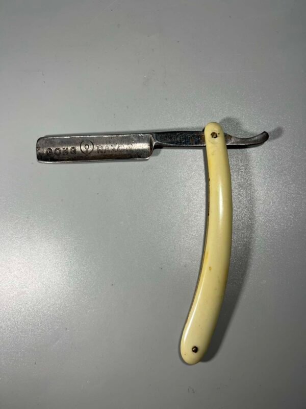 Skustuvas antikvarinis, 1918 m. Razor-Gong, Wald, Solingen, 1918, Germany. Kaina 43