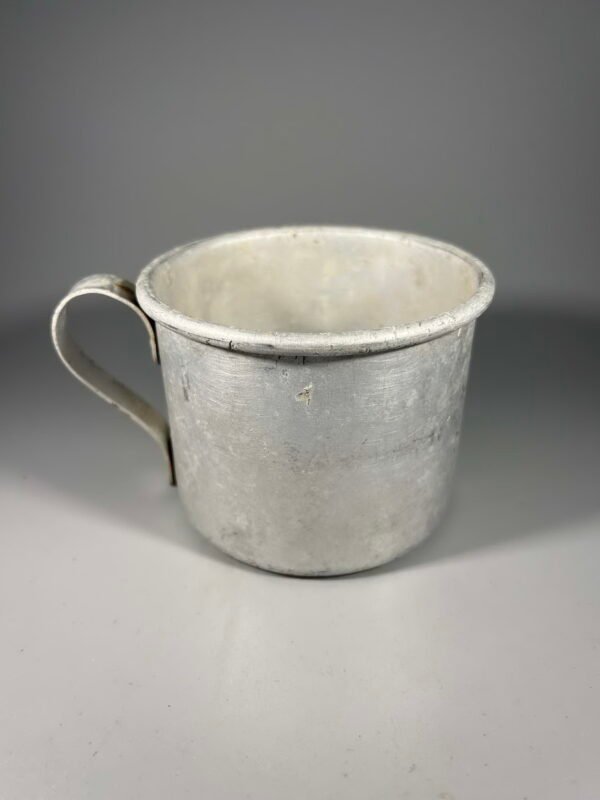 Puodelis aliuminis sovietinis, tarybinių laikų. Talpa 0,5 l. 5 vnt. Kaina po 16