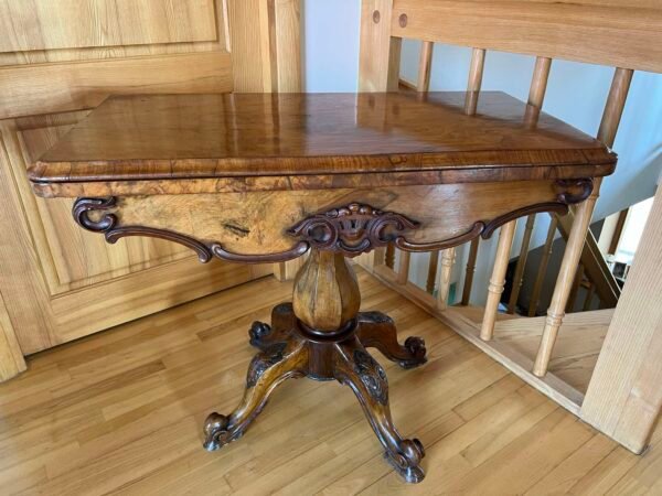 Stalas lošimų, kortų, antikvarinis, angliškas, Viktorijos laikų, graikinio riešutmedžio, apie 1890 m. REZERVUOTA