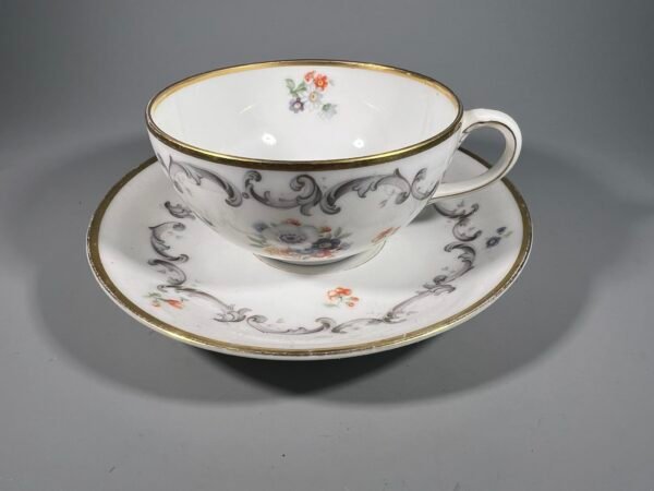 Puodelis su lekštute porcelianinis, antikvarinis Rosenthal Kronach-Bavaria, Else. 1901 m. 3 vnt. Kaina po 18