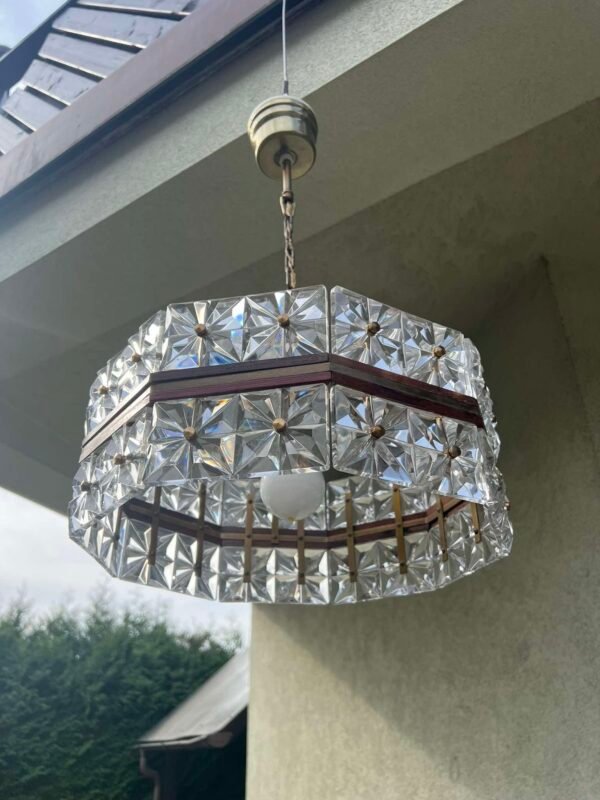Šviestuvas Mid-century modern stiliaus, skandinaviškas krištolas. Kaina 138