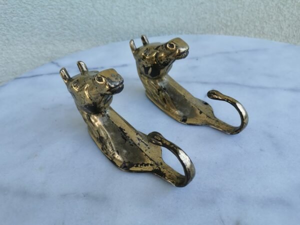 Kabyklos bronzinės, arkliuko, žirgo galvos, didelės. 2 vnt. Kaina po 33
