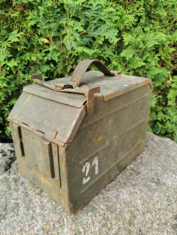 Šovinių dėžė kulkosvaidžio tarybinių laikų. Kaina 48