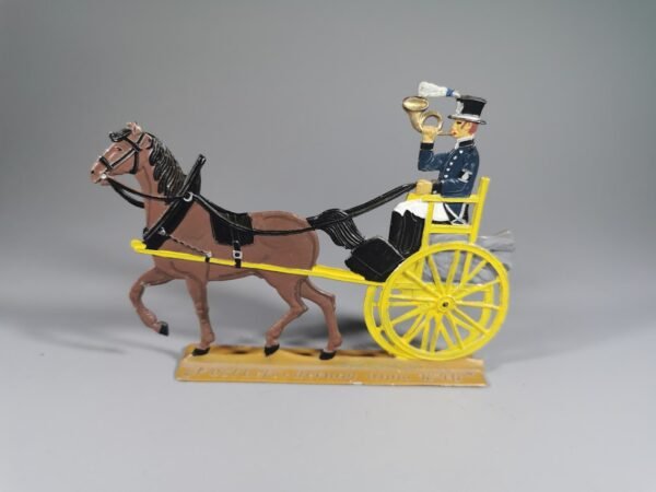 Alavinė figūrėlė antikvarinė su užrašais. Kaina 23